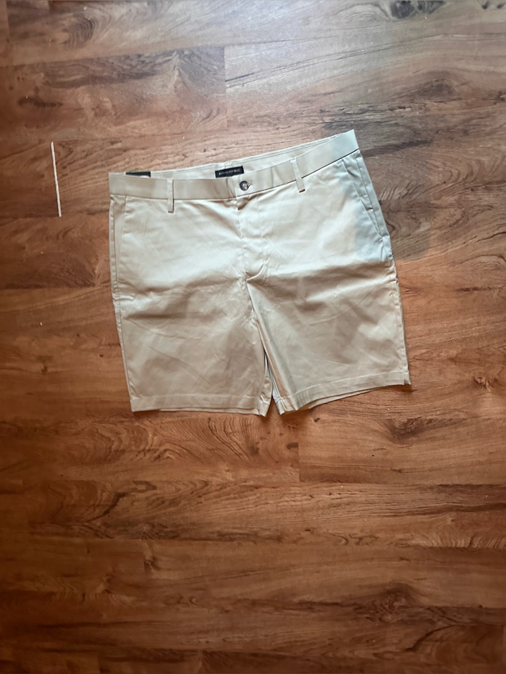 Banana Republic Beige Flat-Front Men's Shorts